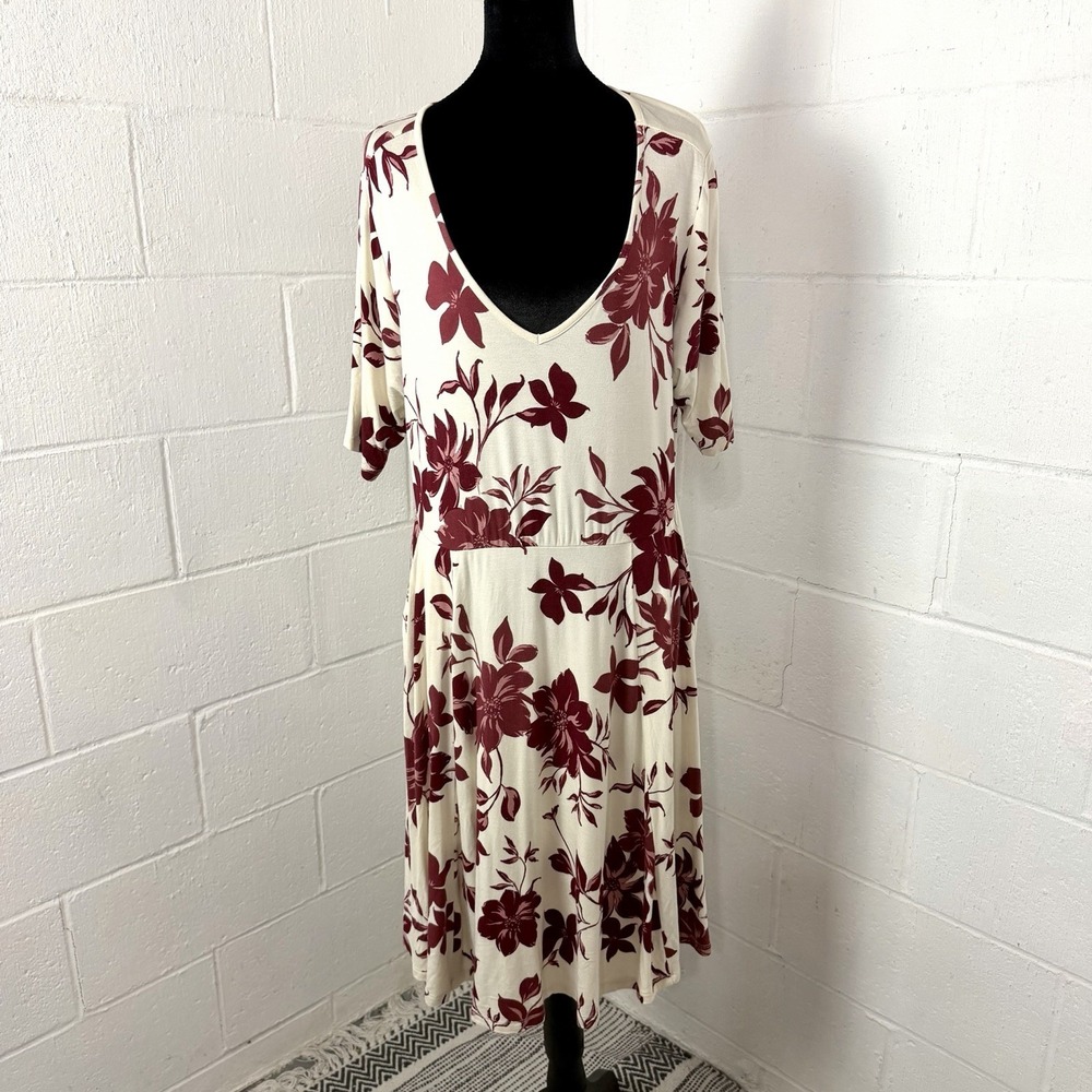 Torrid Super Soft Knit Dress Plus Size 1X Floral Soft Stretch Tropical Romantic